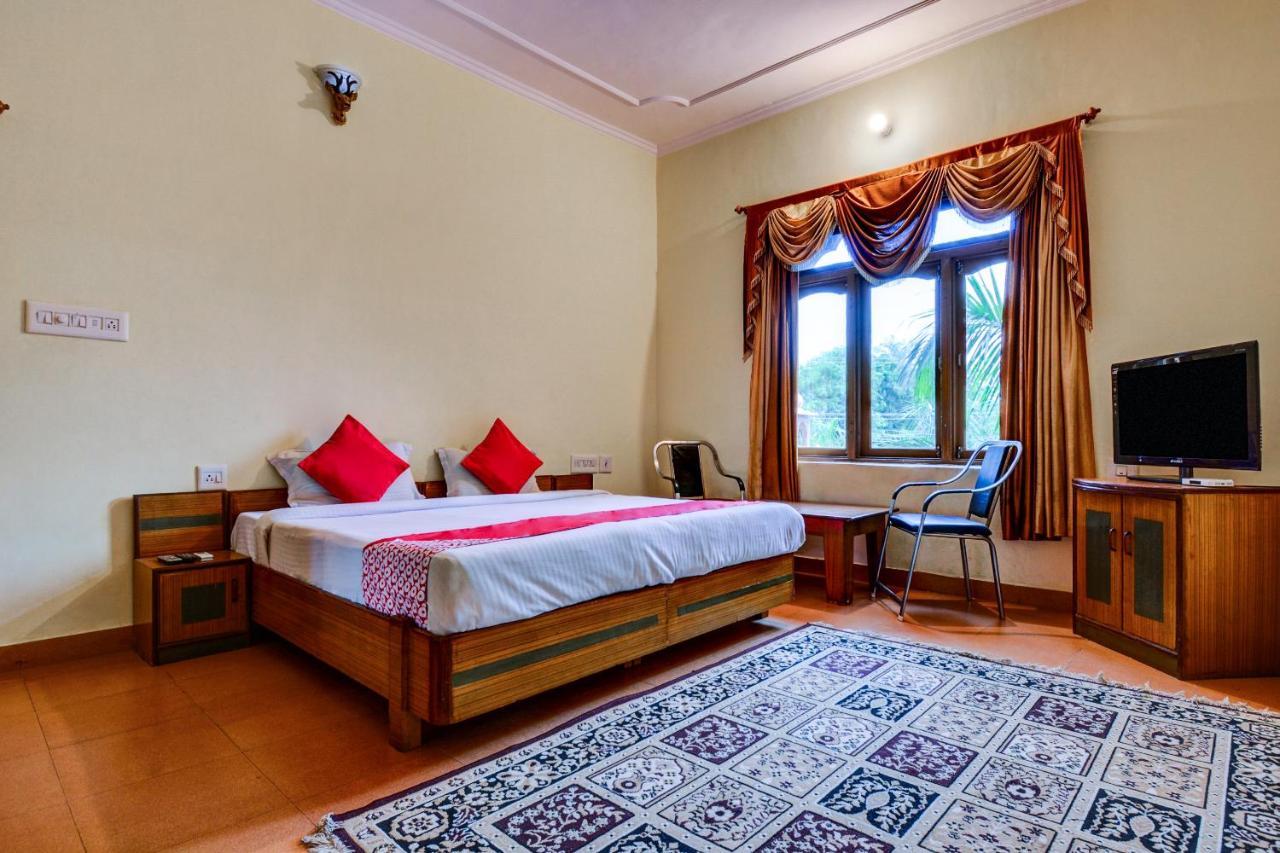 Ranthambhore Vilas Hotel ซาวาย มาโดปูร์ ภายนอก รูปภาพ